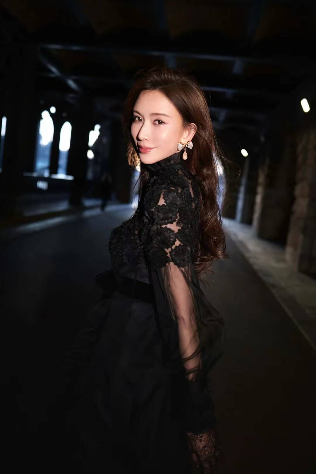 现在的林志玲和没嫁人之前真是判若两人呀