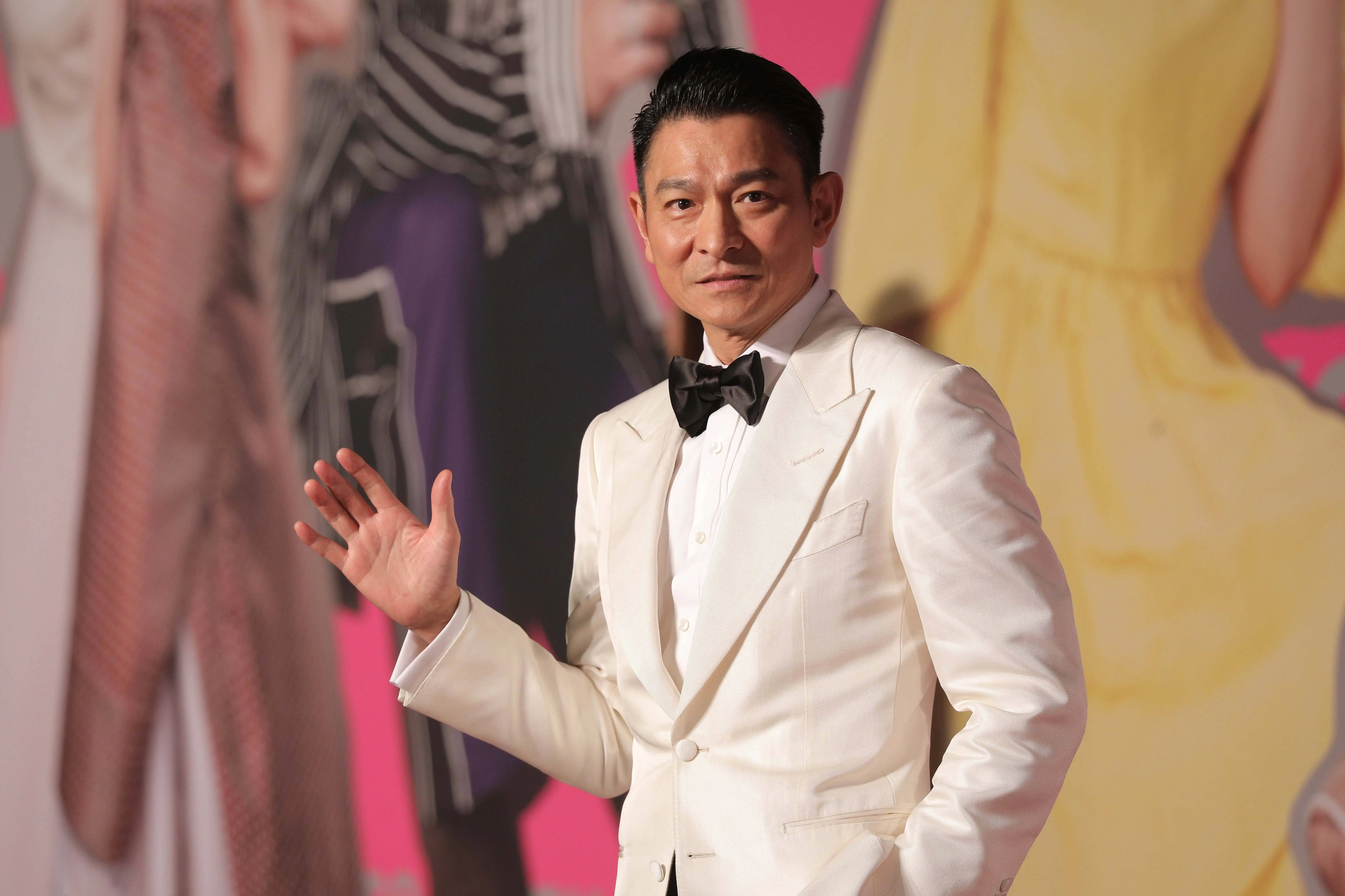 被香港导演王晶爆情史 刘德华称不介意