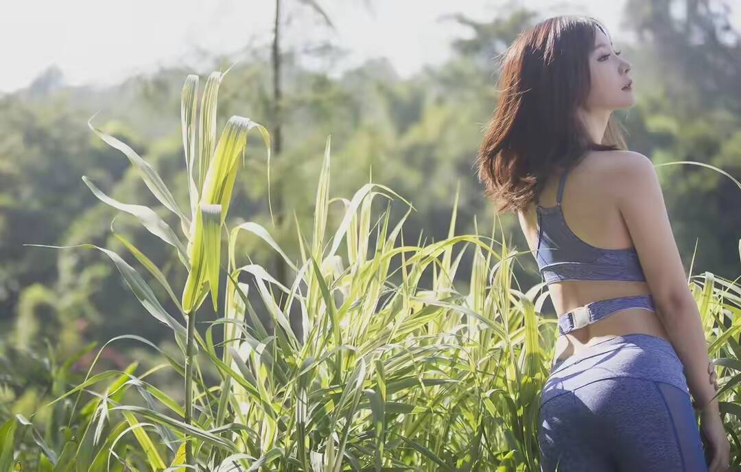 柳岩瑜伽裤照片你值得拥有