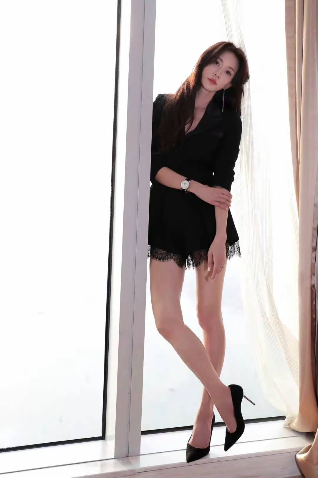 现在的林志玲和没嫁人之前真是判若两人呀